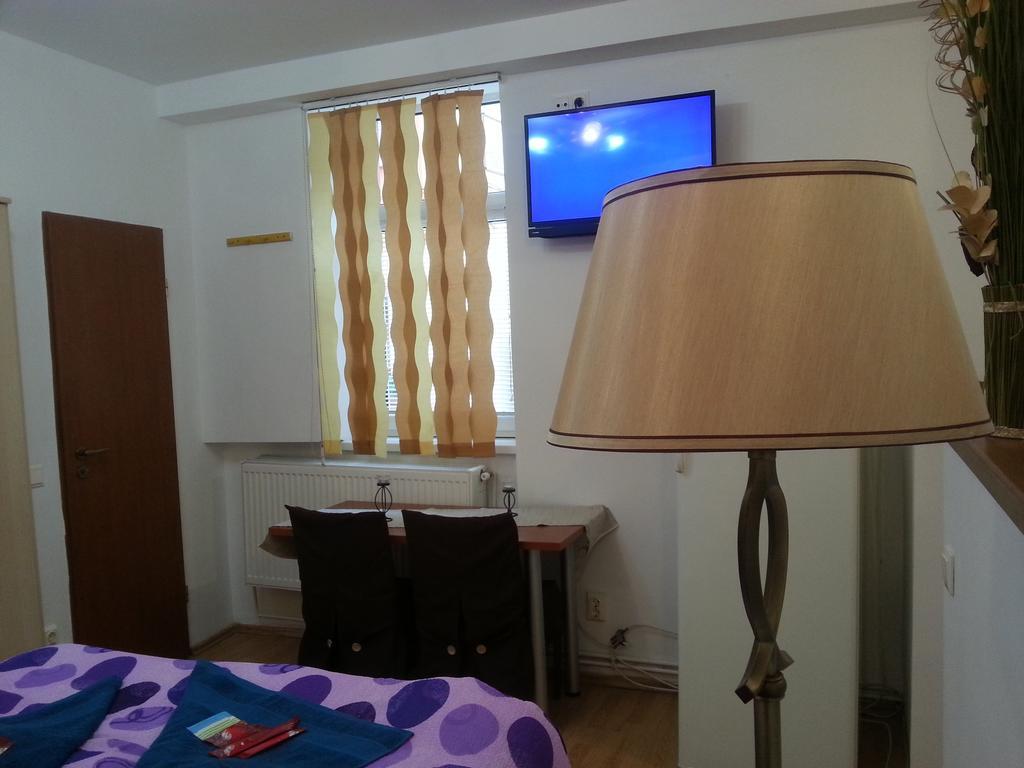 Center Park Apartment Cluj-Napoca Exterior photo